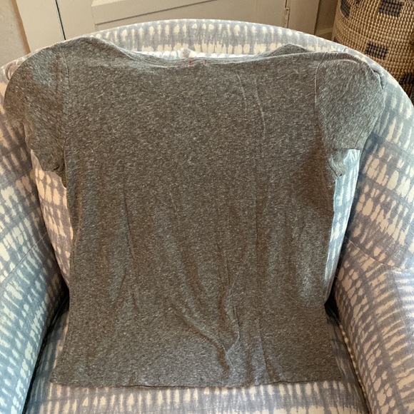 T.La graphic tee - Picture 5 of 5